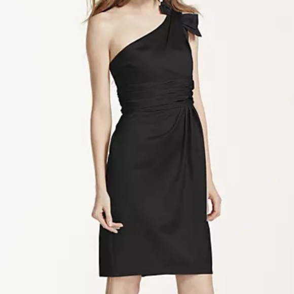 David’s Bridal Satin One Shoulder Dress With Ruching Size 18 Plus Size - Picture 1 of 3